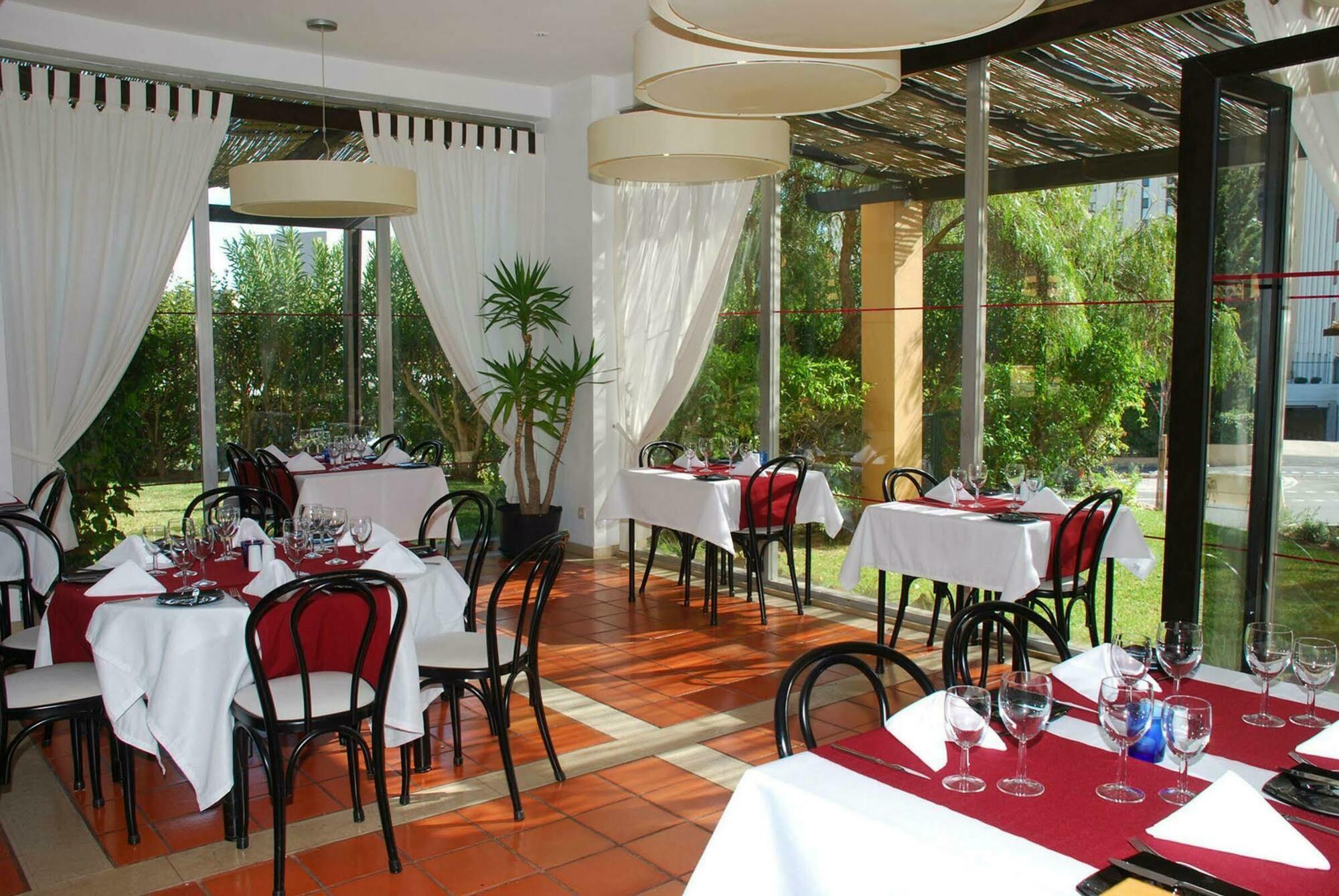 Dom Pedro Portobelo Aparthotel Vilamoura Kültér fotó
